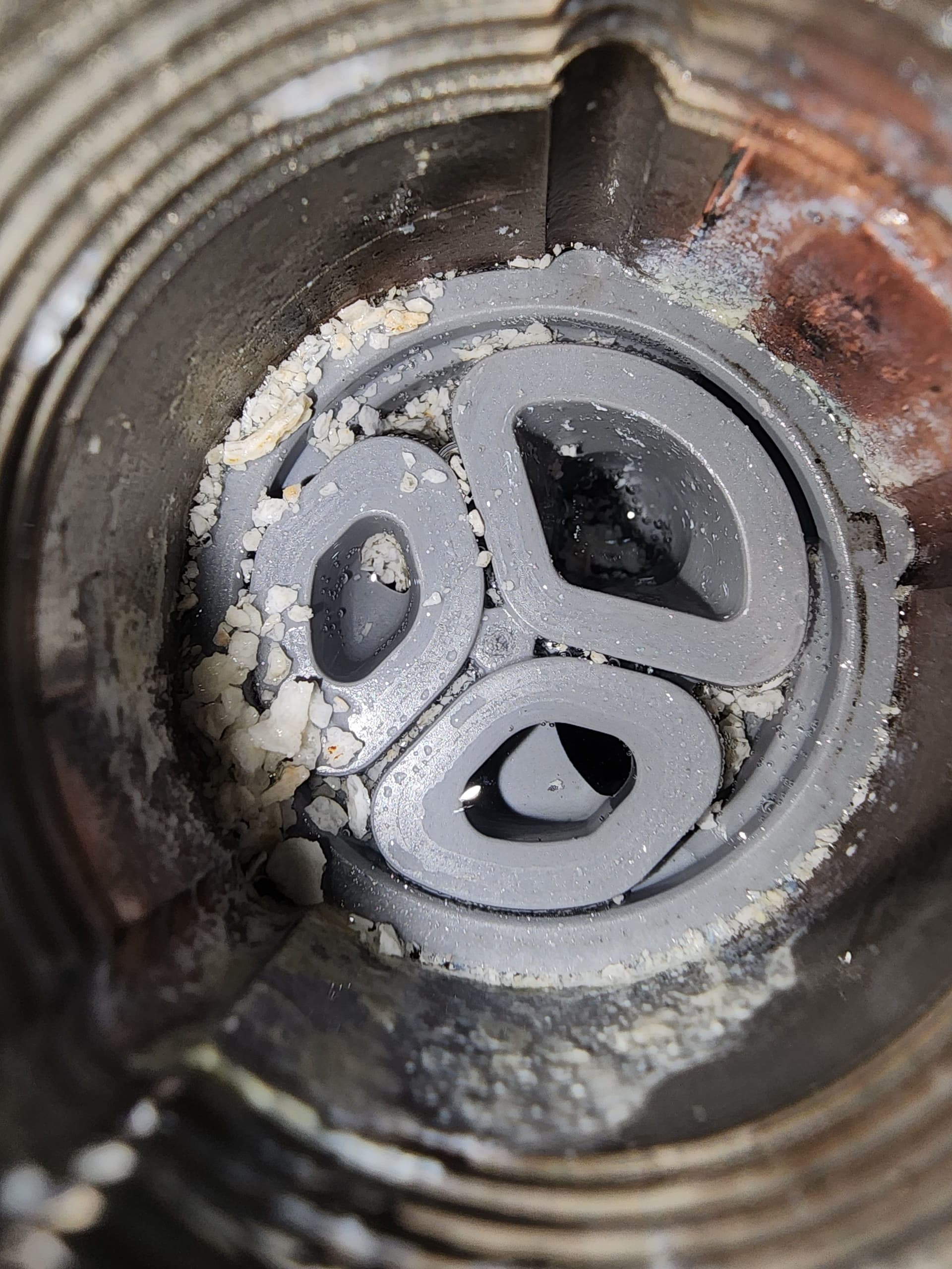 Solve Hard Water Challenges in Wrightwood with Keen Plumbing